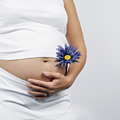 Косметические процедуры для беременных: безопасные и не очень 