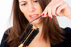 Женщины обеспокоены потерей волос 