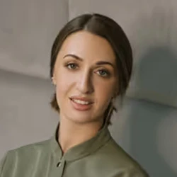 Шардакова Александра Анатольевна