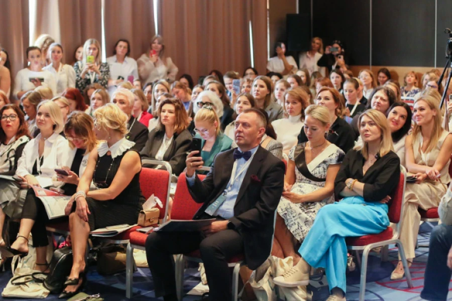 Разыгрываем 2 билета на Adverse Event Congress 2026