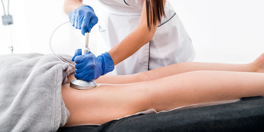 Аппаратный антицеллюлитный массаж