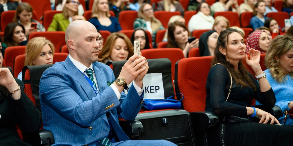 Про Эйджлесс — 2026