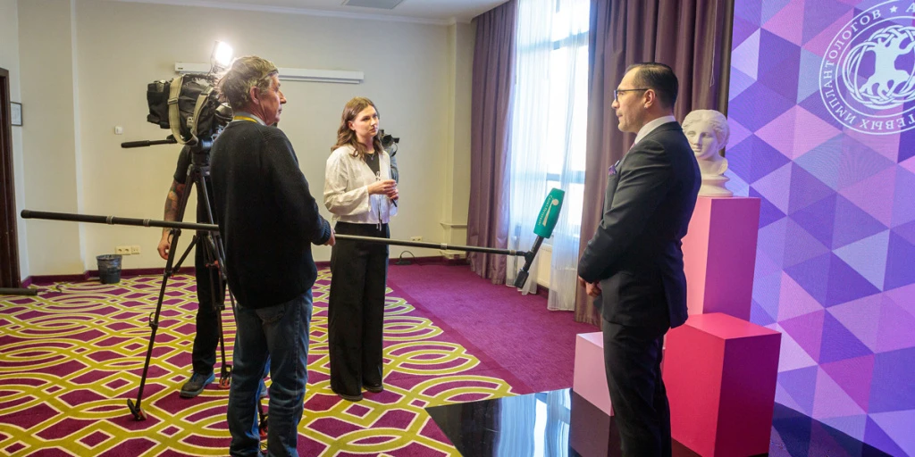 Конгресс по нитевой имплантологии