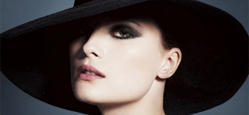  Giorgio Armani Neo Classic Collection 