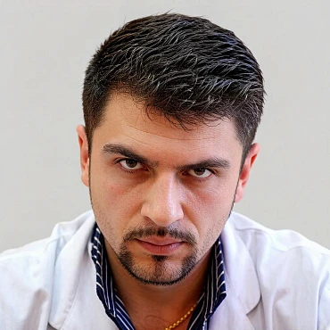Саакян Андроник Альбертович