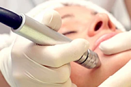 Аппаратные методики и процедуры шлифовки и омоложения кожи