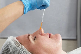 Комбинированные пилинги в практике врача-косметолога