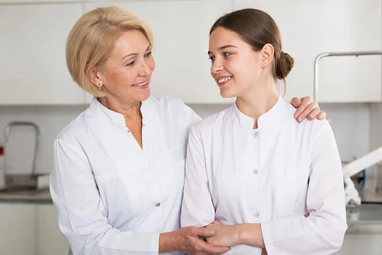 Минздрав утвердил сроки обязательного наставничества для медработников