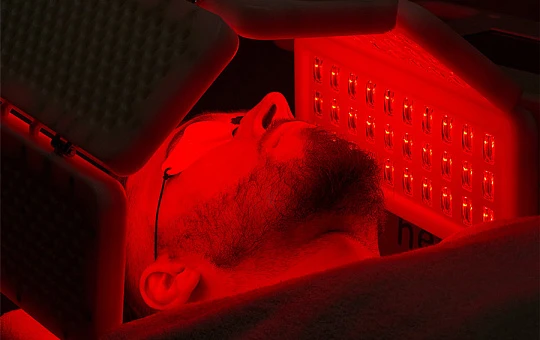 Лечение светом: ФДТ и ФБМ против розацеа, акне и гиперпигментации