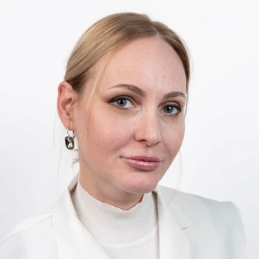 Новомлинова Эльвира Викторовна