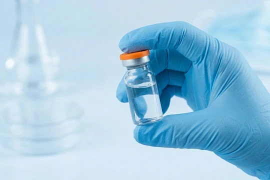 В РФ впервые применили персонализированную мРНК-вакцину от рака