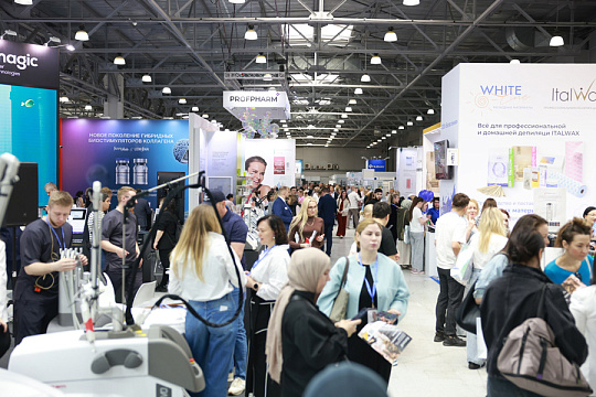 Завершился первый день INTERCHARM Professional 2025