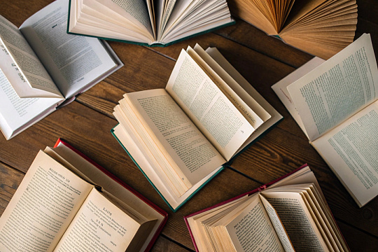 Что почитать: любимые книги врачей эстетической медицины