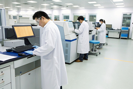 В лечении постакне Er:Glass оказались более безопасными, чем СО2-лазеры