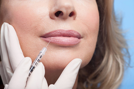 Глаза и губы: как совместить ботулотоксин и филлер в одну процедуру