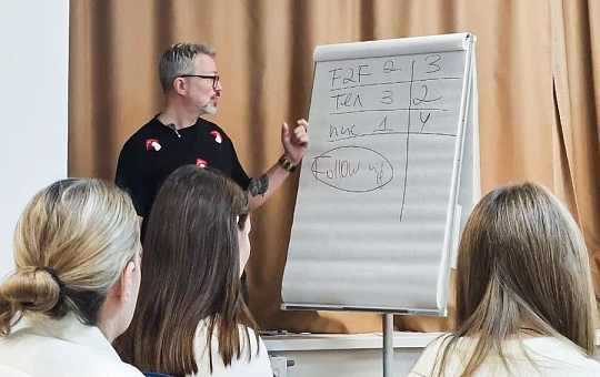 15 декабря состоится тренинг по продажам для администраторов клиник